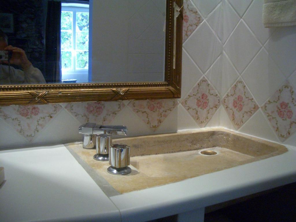 Le Prieure Des Sources Hotel La Repara Room photo
